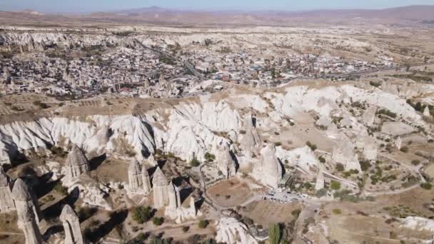 Veduta aerea del paesaggio della Cappadocia. Tacchino. Parco nazionale di Goreme. Rallentatore — Video Stock