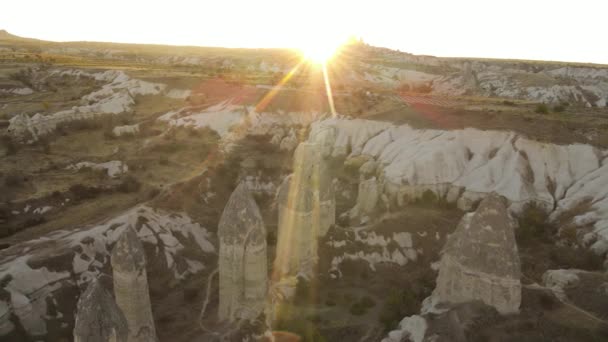 Cappadocia景观的空中景观。土耳其。Goreme国家公园。慢动作 — 图库视频影像