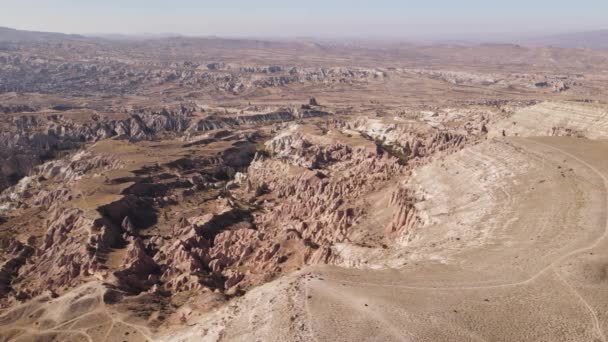 Vue aérienne du paysage de la Cappadoce. La Turquie. Parc national de Goreme. Mouvement lent — Video