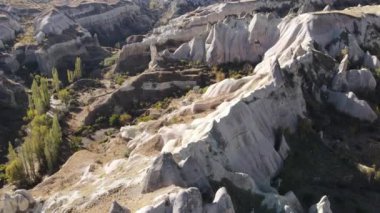 Kapadokya 'nın hava manzarası. Hindi. Goreme Ulusal Parkı. Yavaş çekim