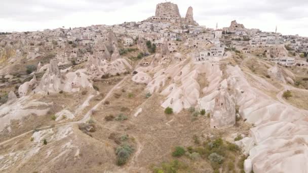 Vista aerea del Goreme National Park vicino alla città di Nevsehir. Tacchino. Rallentatore — Video Stock