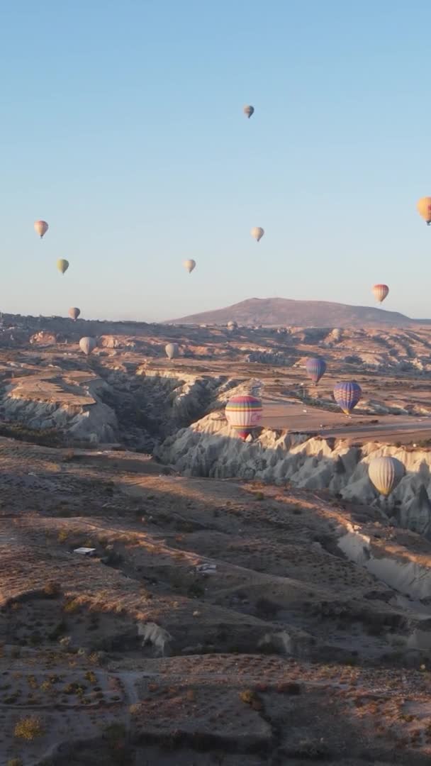 Vidéo verticale - Ballons en Cappadoce, Turquie. — Video