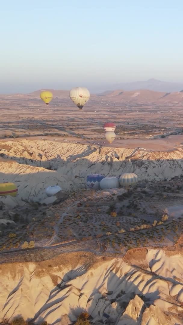 Video verticale - Palloncini in Cappadocia, Turchia. — Video Stock