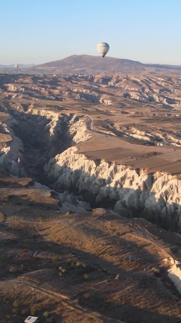 Vidéo verticale - Ballons en Cappadoce, Turquie. — Video