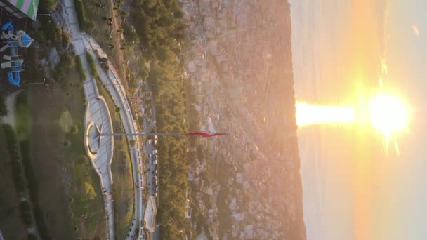 Vídeo vertical Alanya, Turquia - uma cidade balnear. Vista aérea — Vídeo de Stock