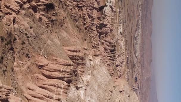 Vídeo vertical Capadócia vista aérea paisagem. A Turquia. Parque Nacional de Goreme — Vídeo de Stock