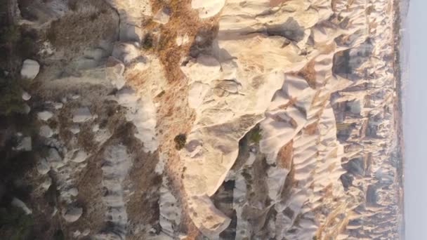 Vidéo verticale Cappadoce paysage vue aérienne. La Turquie. Parc national de Goreme — Video