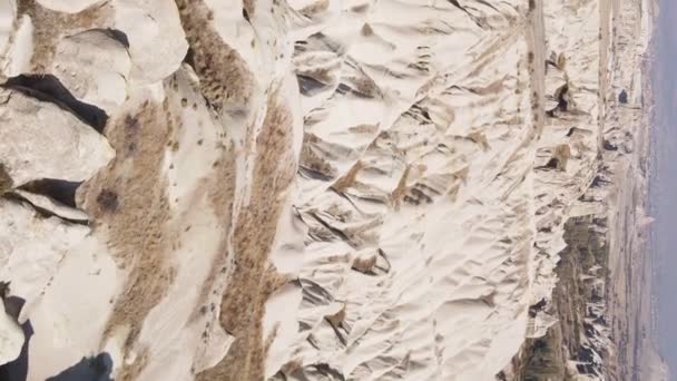 Вертикальне відео Каппадокія ландшафтний вигляд. Туреччина. Національний парк Горем — стокове відео