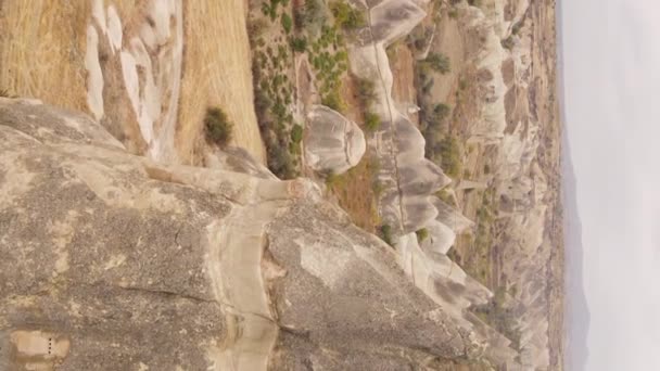 Vidéo verticale Cappadoce paysage vue aérienne. La Turquie. Parc national de Goreme — Video