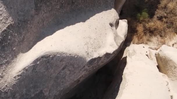Video vertical Vista aérea del paisaje de Capadocia. Pavo. Parque Nacional Goreme — Vídeos de Stock