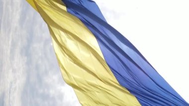 Ukrayna Ulusal Bayrağı. Hava görünümü.