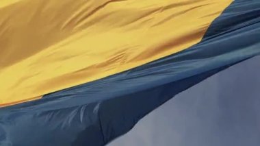 Ukrayna Ulusal Bayrağı. Hava görünümü.