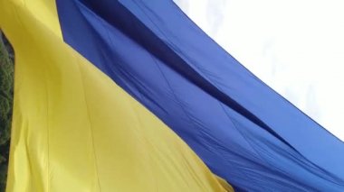 Ukrayna Ulusal Bayrağı. Hava görünümü.