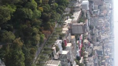 Ukrayna 'nın dikey video başkenti Kyiv. Hava görüntüsü. Kiev