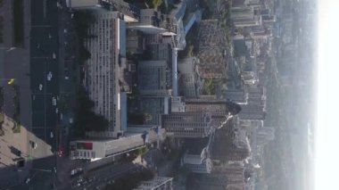 Ukrayna 'nın dikey video başkenti Kyiv. Hava görüntüsü. Kiev