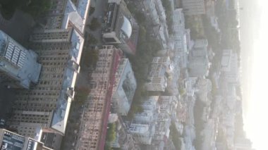 Ukrayna 'nın dikey video başkenti Kyiv. Hava görüntüsü. Kiev