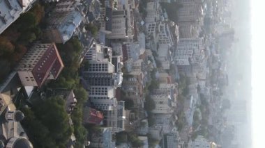 Ukrayna 'nın dikey video başkenti Kyiv. Hava görüntüsü. Kiev