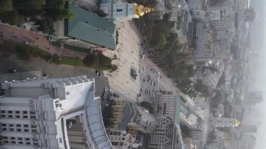 Ukrayna 'nın dikey video başkenti Kyiv. Hava görüntüsü. Kiev