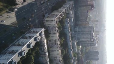 Ukrayna 'nın dikey video başkenti Kyiv. Hava görüntüsü. Kiev