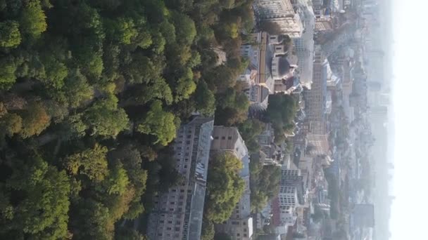 Verticale video hoofdstad van Oekraïne - Kiev. Luchtfoto 's. Kiev — Stockvideo