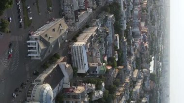 Ukrayna 'nın dikey video başkenti Kyiv. Hava görüntüsü. Kiev