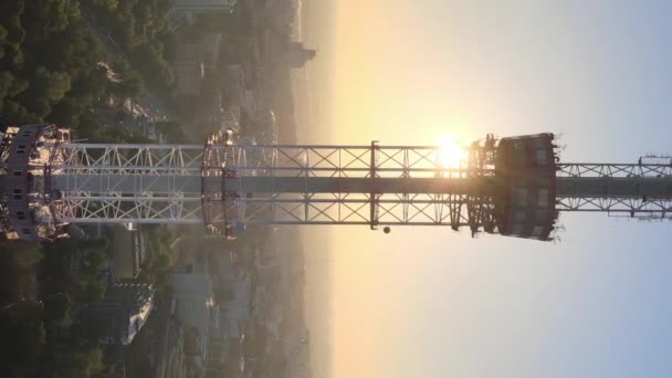 Video verticale - Torre della TV al mattino all'alba a Kiev, Ucraina — Video Stock