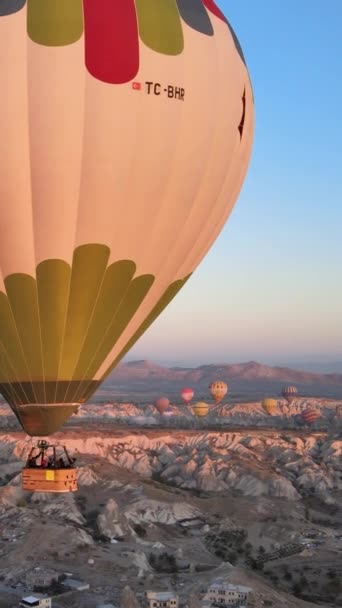 Cappadocia, Turkey - vertical video of balloon launch — Stock Video