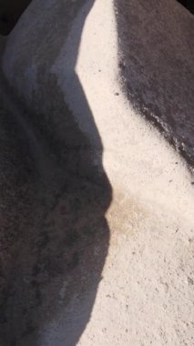 Kapadokya hava manzarası. Hindi. Goreme Ulusal Parkı. Dikey video