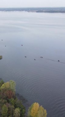 Dnipro Nehri 'nin dikey görüntüsü - Ukrayna' nın ana nehri