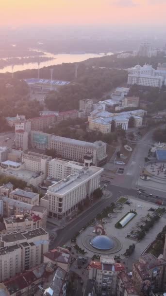 Centre de Kiev, Ukraine. Vidéo verticale. Vue aérienne — Video