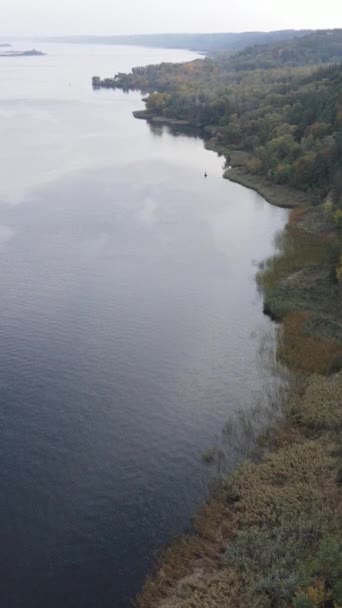 Vertical video aerial view of the Dnipro River - the main river of Ukraine — Stock Video