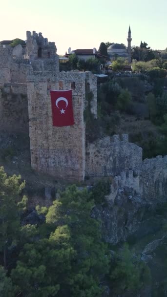 Vertical video Alanya Castle - Alanya Kalesi aerial view. Turkey — Stock Video