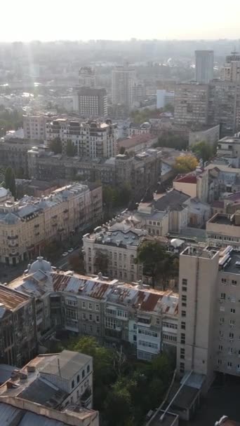 Capital de vídeo vertical de Ucrania - Kiev. Vista aérea. Kiev — Vídeos de Stock