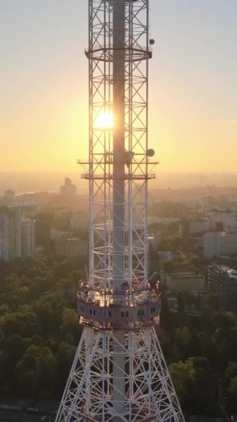 TV tower in the morning at dawn in Kyiv, Ukraine. Vertical video — Stock Video