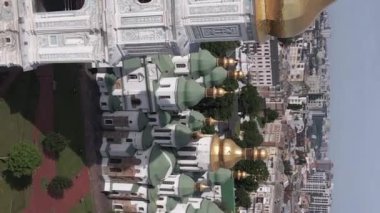 Kyiv. Ukrayna: Kyiv 'deki Aziz Sophias Katedrali. Dikey video
