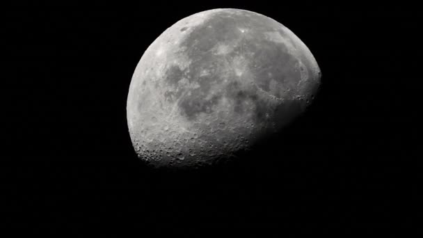 Gros plan sur la lune. Le satellite planétaire. Vidéo verticale — Video