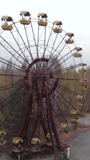 Çernobil Yasak Bölge. Pripyat. Dikey video — Stok video