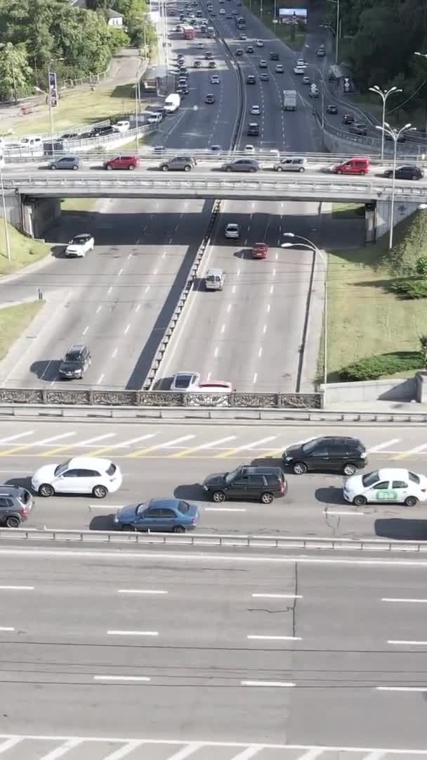 Cars on the road aerial view. Vertical video — Stock Video