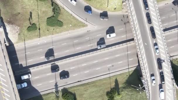 Cars on the road aerial view. Vertical video — Stock Video