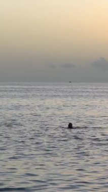 Türkiye 'de sahil kenarında deniz manzarası