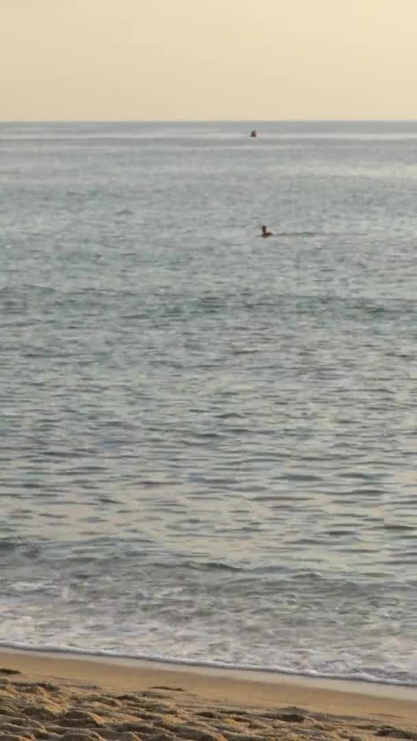 Meereslandschaft am Strand in Küstennähe in der Türkei — Stockvideo