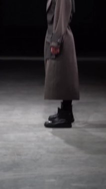Platwalk Dikey Videoda Model