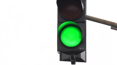 Yoldaki trafik ışığı trafiği düzenler