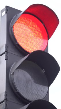 Yoldaki bir trafik ışığının dikey videosu