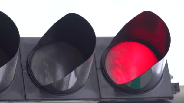 Pionowe wideo sygnalizacji świetlnej na drodze — Wideo stockowe