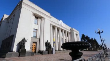Kyiv-Verkhovna Rada 'daki Ukrayna Parlamentosu binası