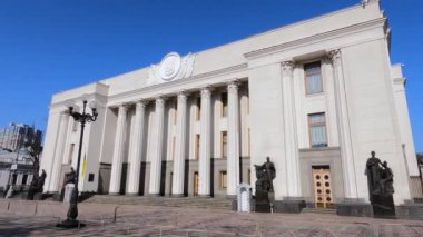Kyiv-Verkhovna Rada 'daki Ukrayna Parlamentosu binası