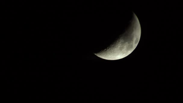 Gece gökyüzünde ay, Yeni Ay — Stok video