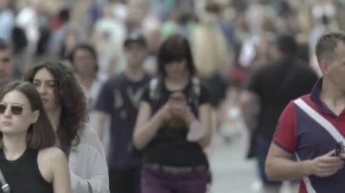 Ukrayna 'nın Kyiv şehrinde kalabalık bir cadde