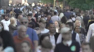 Silhouette of a crowded city street